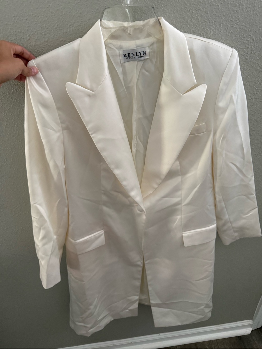 Renlyn Cream Satin Peak-Lapel Blazer for WOMEN
